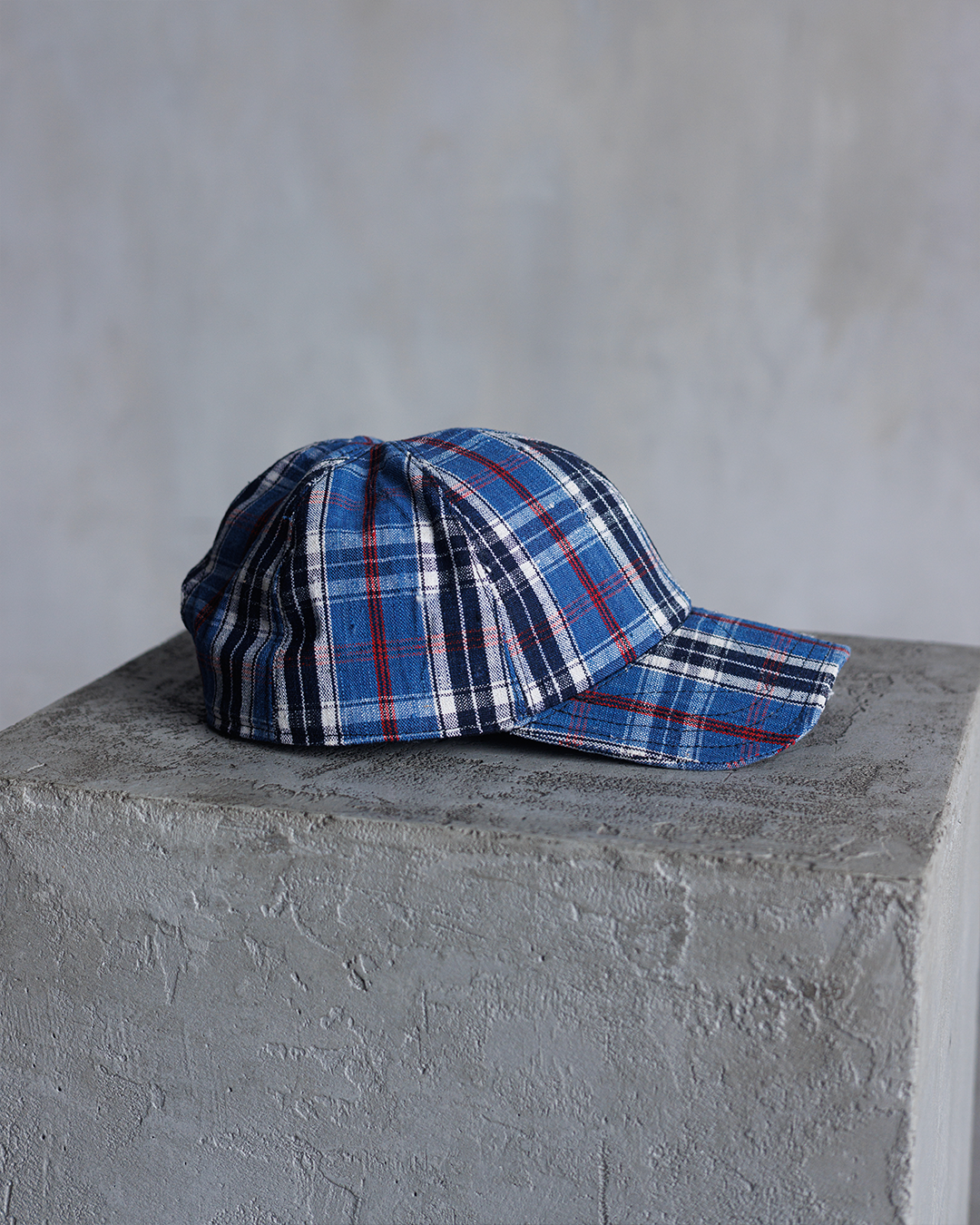 BRIM CUTTER - BLUE PLAID