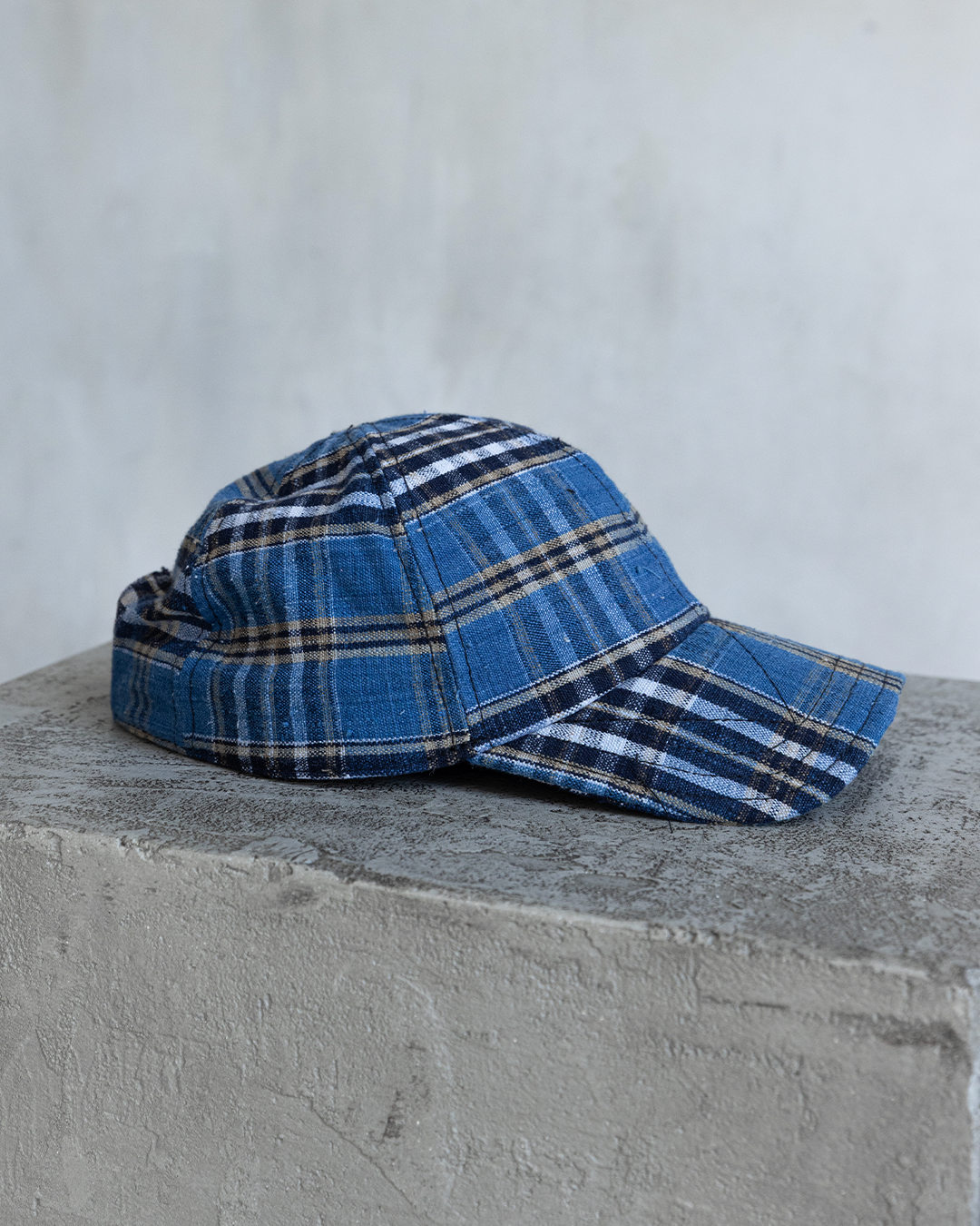 BRIM CUTTER - BLUE/GOLD/WHITE
